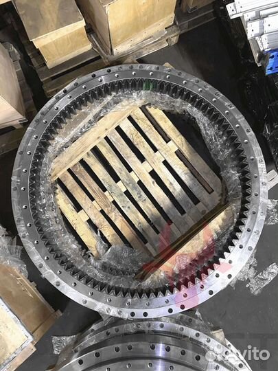 Опорно-поворотный круг Hyundai 81N9-01021