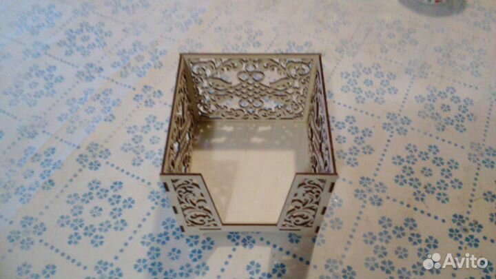 Салфетница из дерева