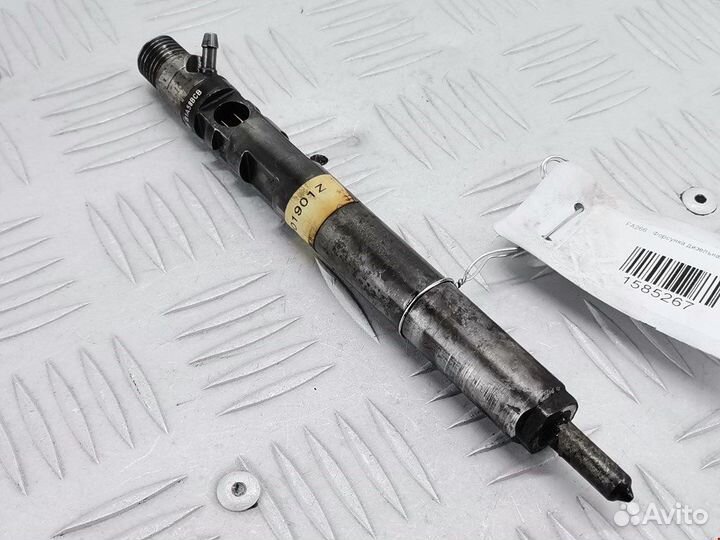 Форсунка для Hyundai-KIA Carnival (Sedona) 1