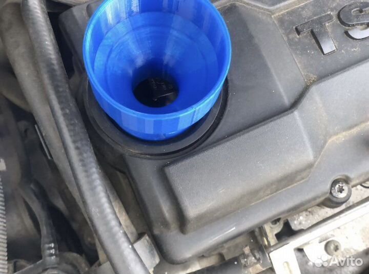 Маслозаливная воронка Volkswagen, Audi, Skoda и др