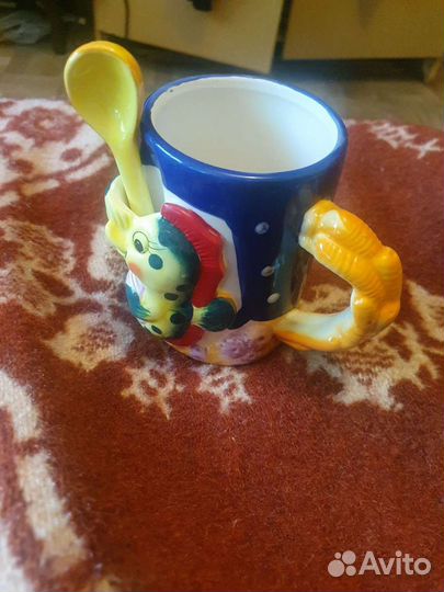 Кружка с ложкой (новая)