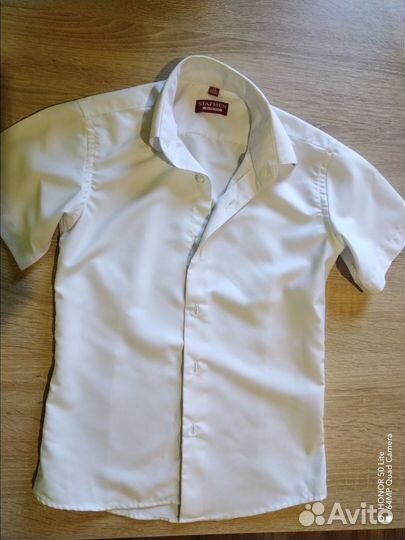 Продам белую рубашку