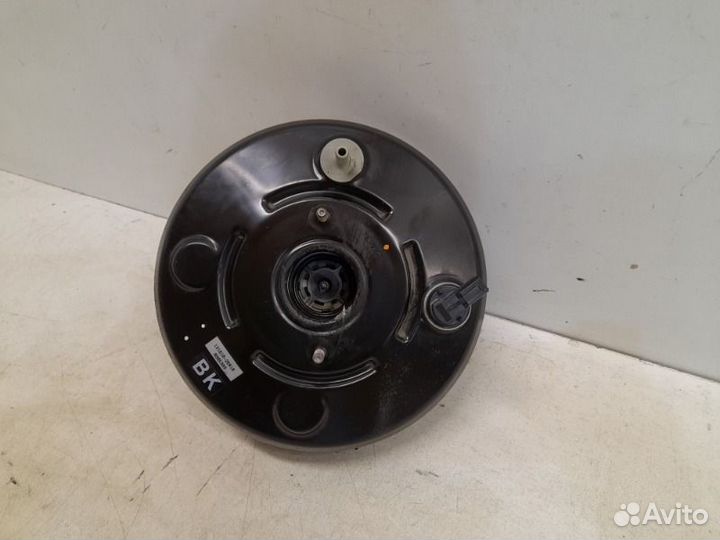 Вакуумный усилитель Toyota Hilux 8 2015-2021