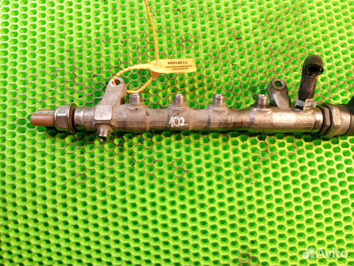 Топливная рампа Volkswagen Passat