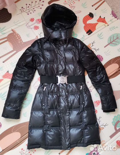 Пуховик Армани. Размер s. Оригинал