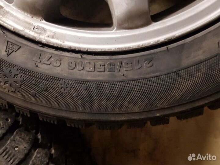 Kumho Solus HS51 215/55 R16