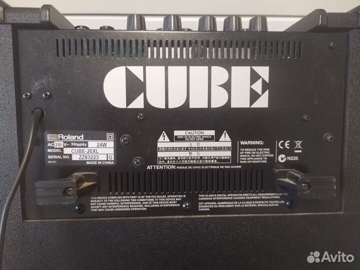 Гитарный комбоусилитель roland