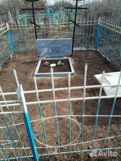 Качественная уборка могилок