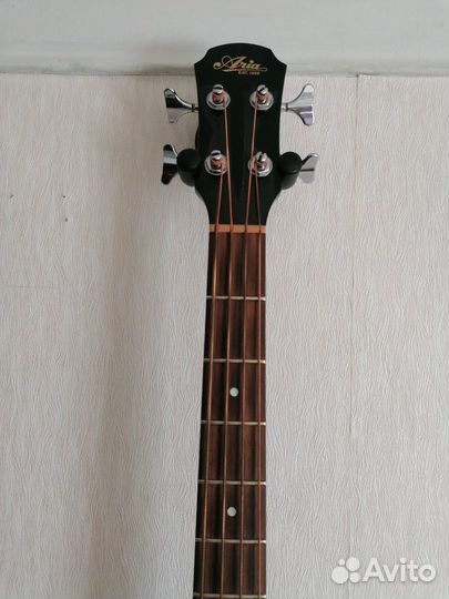 Электроакустическая бас гитара aria 295