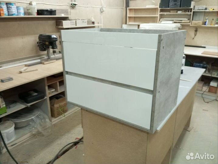 Тумба подвесная в ванную