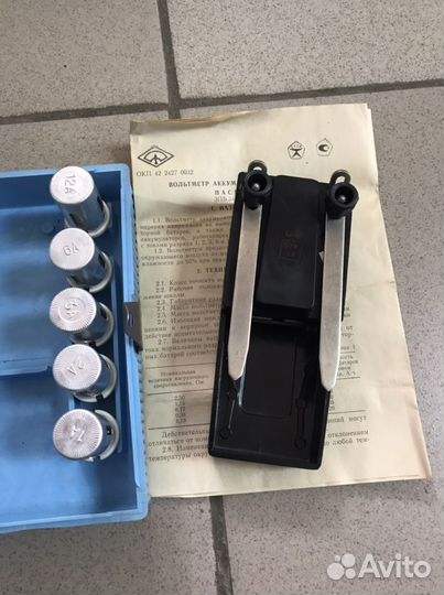 Вольтметр аккумуляторный М2033. ссср. новый