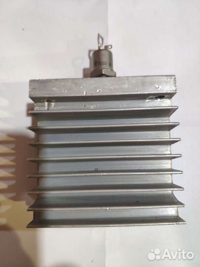 Диоды стабилитроны тиристоры транзисторы