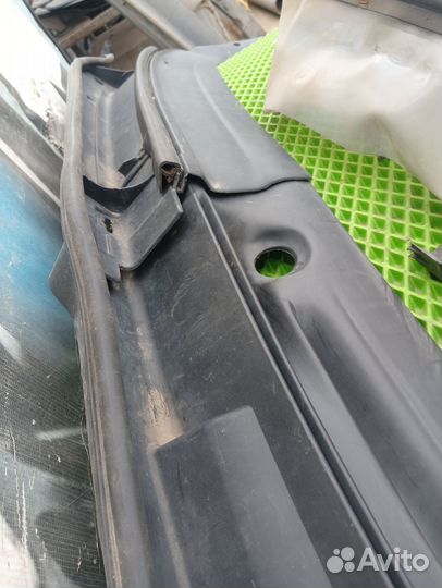 Накладка лобового стекла (жабо) Fiat Brava 1995-2