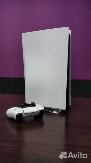 Продам PS5, Б/У