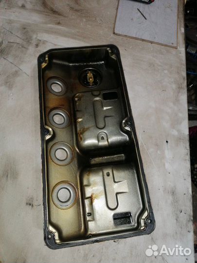 Крышка головки блока цилиндров Mitsubishi Lancer