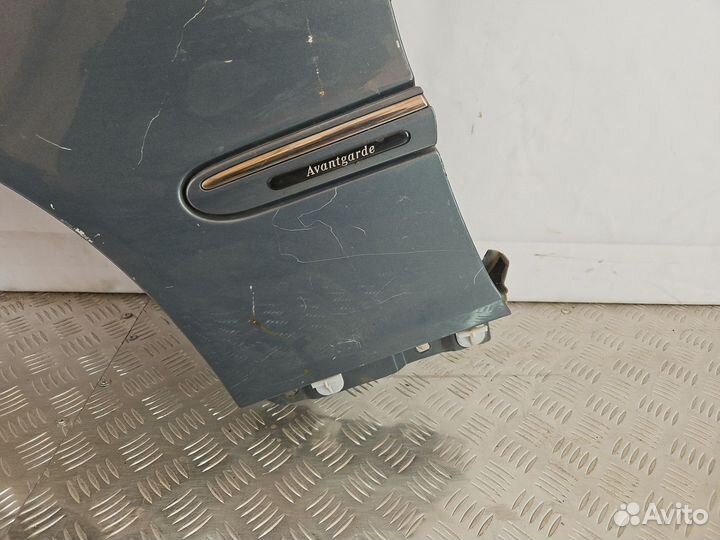 Крыло переднее левое Mercedes-Benz C-Класс