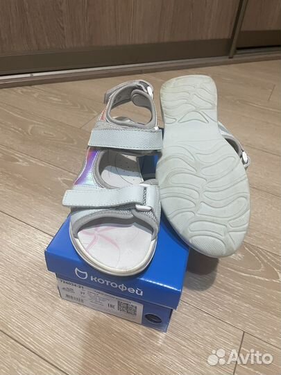 Босоножки Котофей новые для девочки