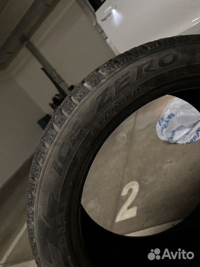 Pirelli Ice Zero 275/40 R20 106T