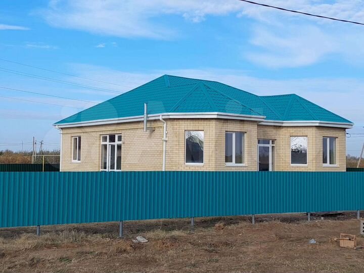 Дом 139 м² на участке 10 сот.