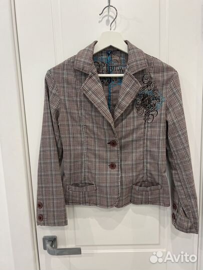 Пиджак женский, размер S