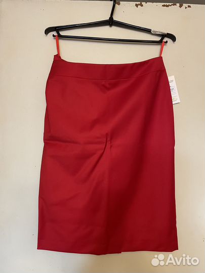 Костюм женский красный
