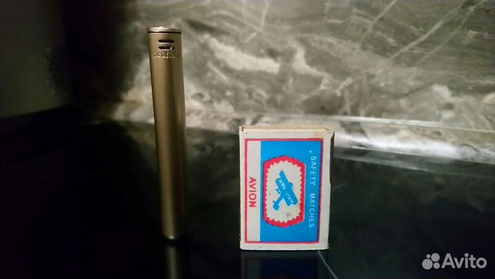 Немецкая дамская газовая зажигалка Picoflam