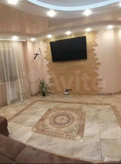 3-к. квартира, 91 м², 17/20 эт.