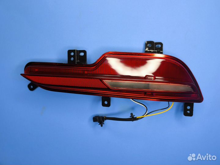 Светоотражатель задний правый UNI-V