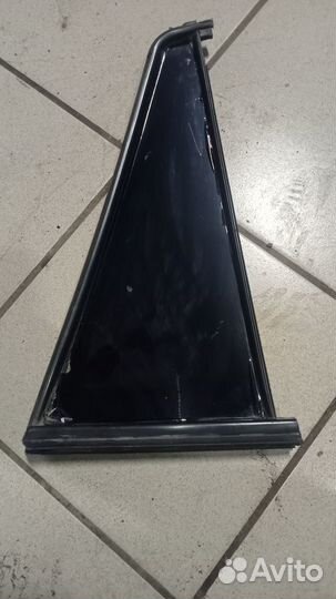 Форточка задней левой двери Дэу Нексия 1