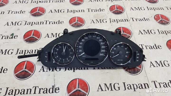 Приборная панель Mercedes w219 CLS