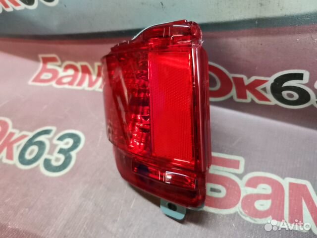 Фонарь задний левый Toyota Land Cruiser