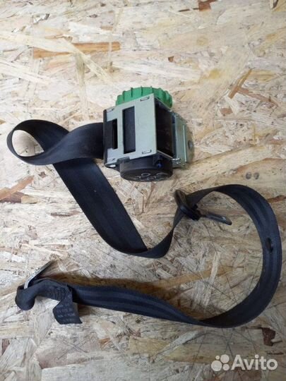 Ремень безопасности Skoda Octavia A5 BUD 2011