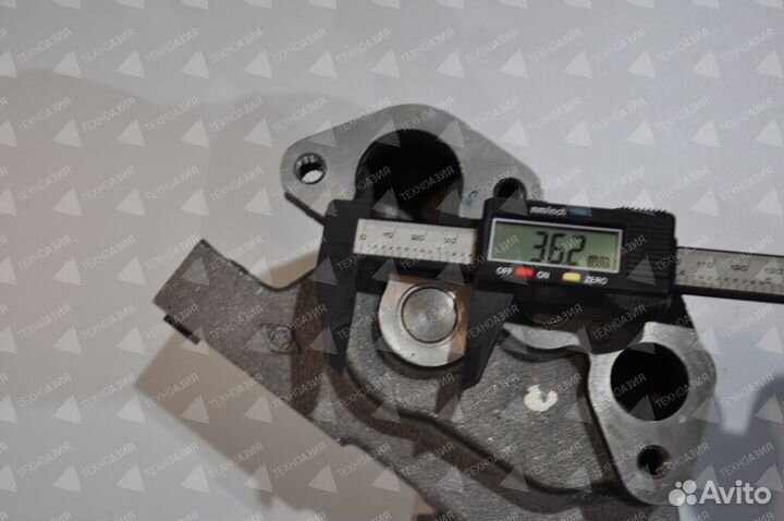 Насос масляный K2000-1011100 Yuchai YC6MK300N-50