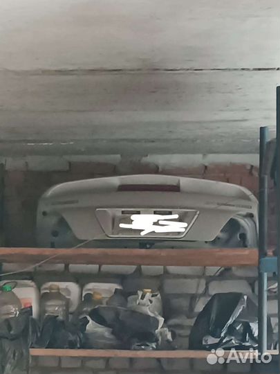 Капот на mitsubishi galant 8поколения