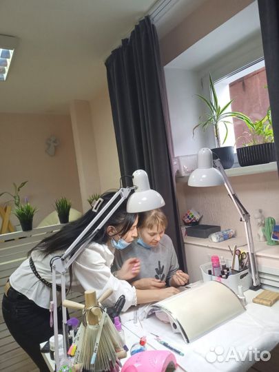 Обучение маникюру