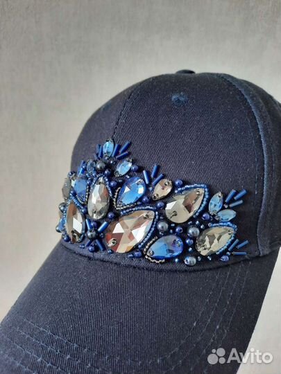 Кепка со стразами