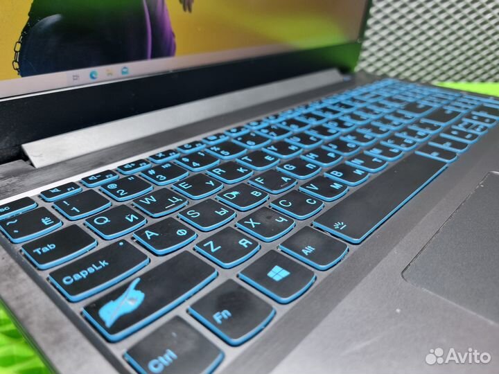 Ноутбук Lenovo i5 9300/8/SSD/GTX 1050 3Gb