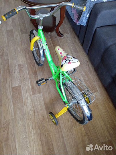 Детский велосипед 16