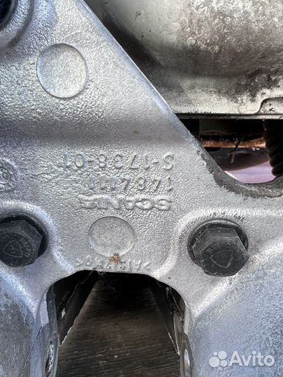 Кронштейны кабины Скания 1484111