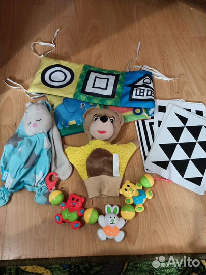 Игрушки для новорожденных комплект