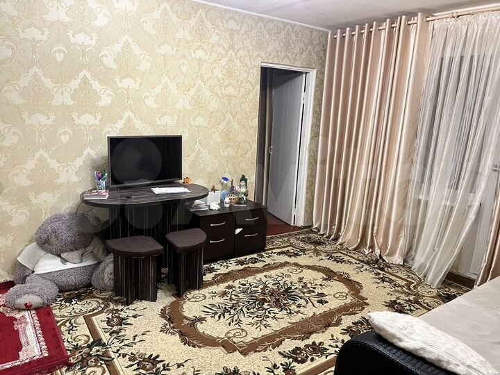 2-к. квартира, 37 м², 2/5 эт.