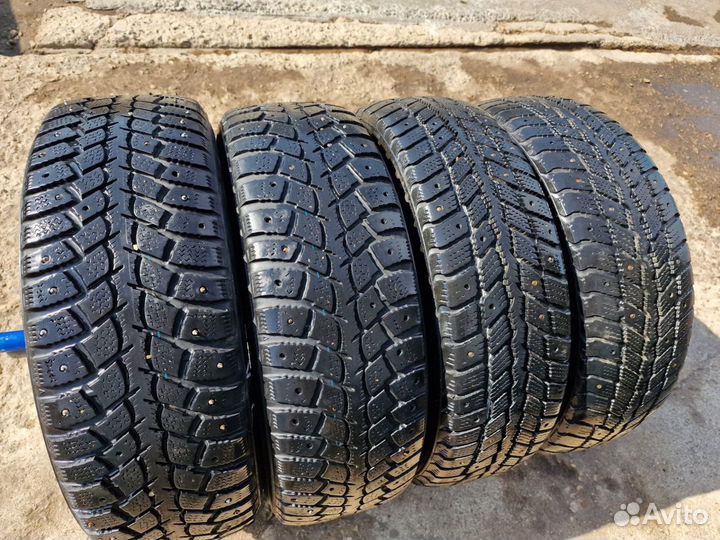 Зимние колеса 195/65 R15 на литых дисках