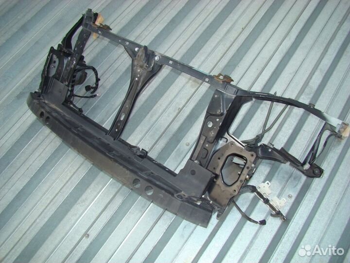 Телевизор BLE 2004г