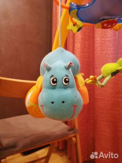 Мобиль на кроватку tiny love