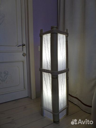 Торшер высотой 1м. из бамбука