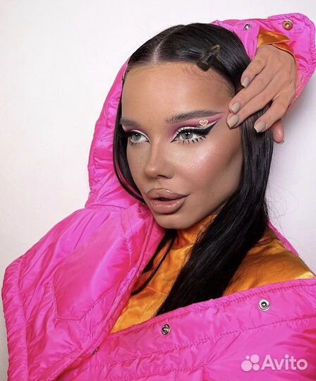 Макияж и прическа