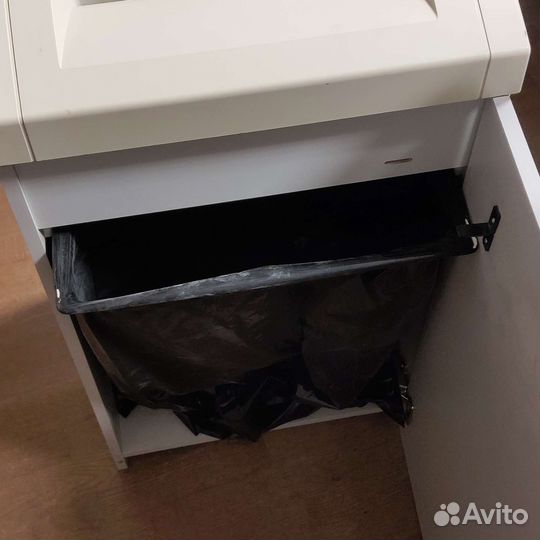 Уничтожитель бумаг шредер HSM 225.2