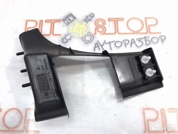 Накладка петли крышки багажника VW Touareg GP (7L