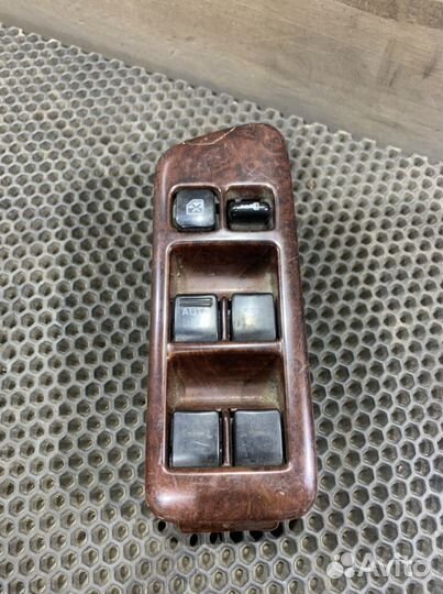 Блок стеклоподъемников Максима A32 Maxima