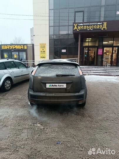 Ford Focus 1.4 МТ, 2006, битый, 150 000 км